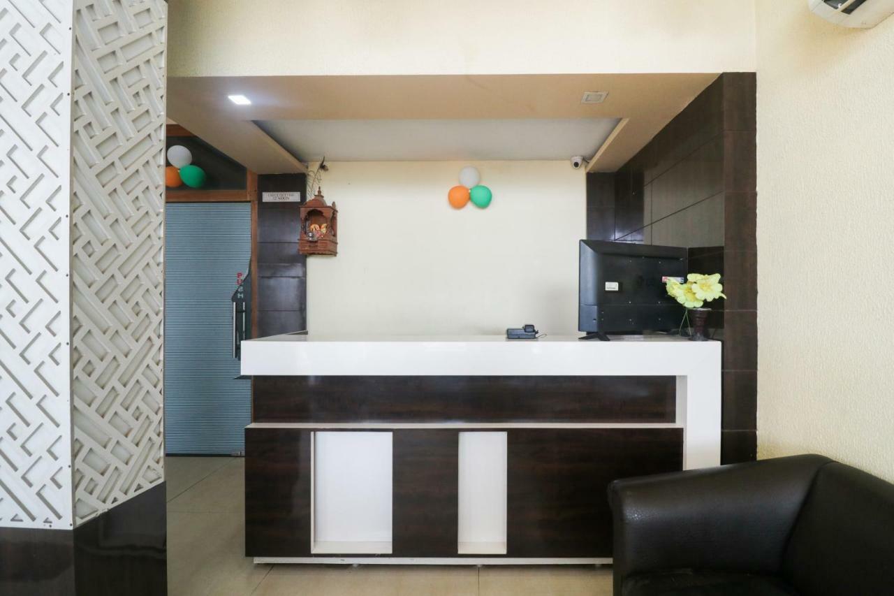 Oyo 48974 Hotel Shweta Residency Varanasi Ngoại thất bức ảnh