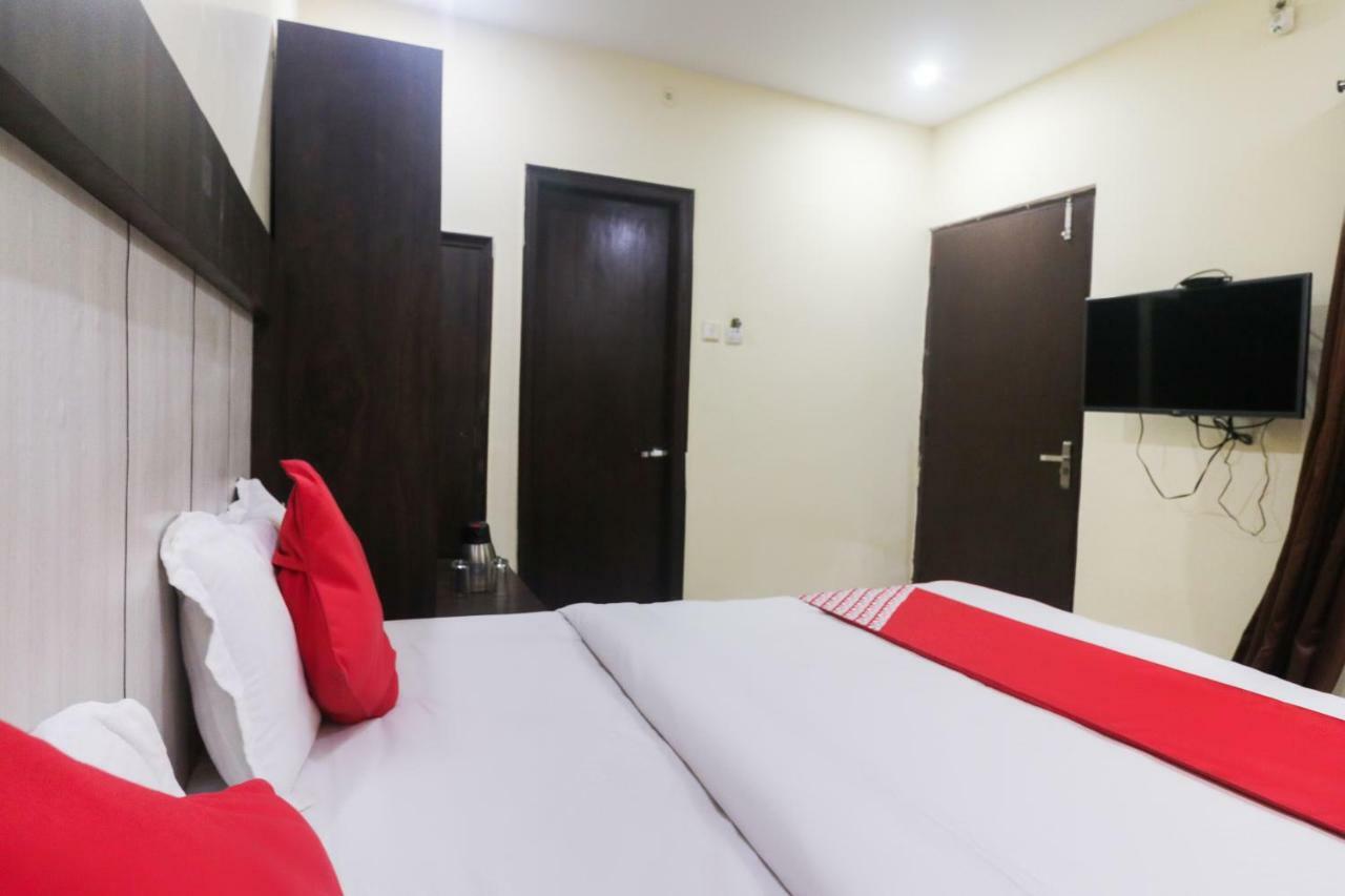 Oyo 48974 Hotel Shweta Residency Varanasi Ngoại thất bức ảnh